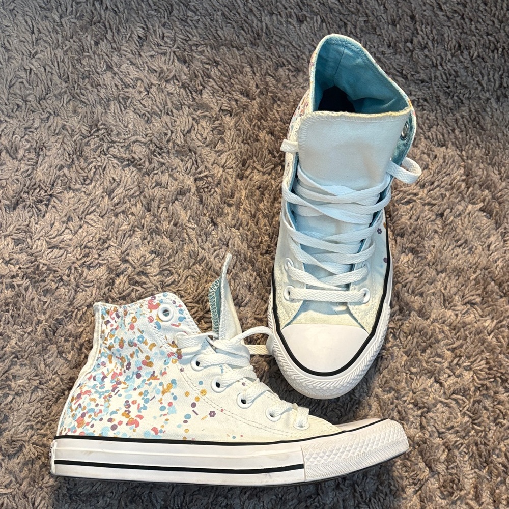 Women’s Confetti Converse Sneakers
